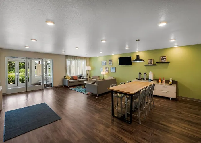 Woodspring Suites West Palm Beach