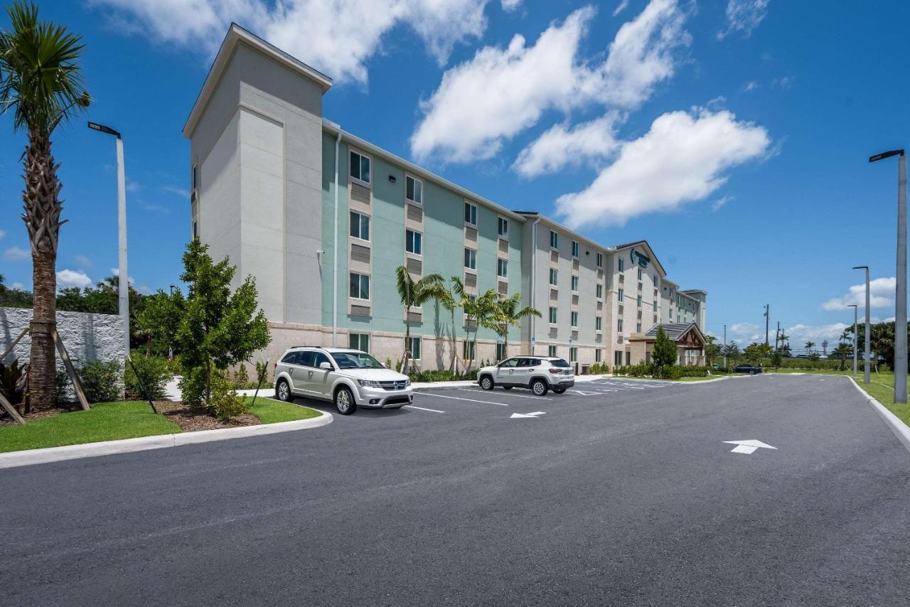 Woodspring West Palm